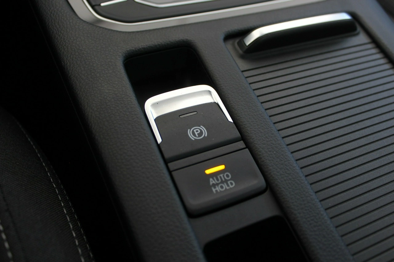 Volkswagen Passat - Zdjęcie 26