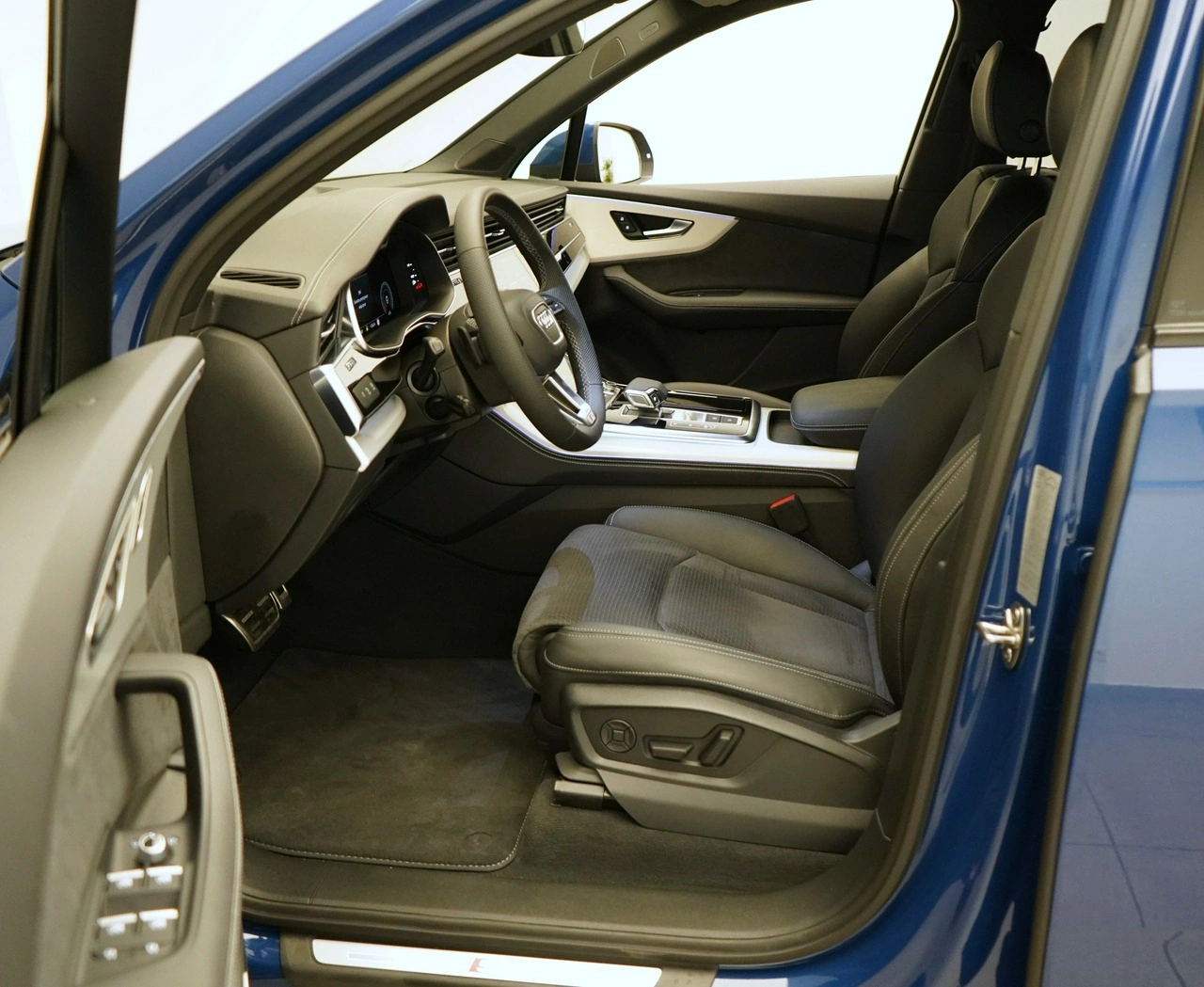 Audi Q7 - Zdjęcie 9