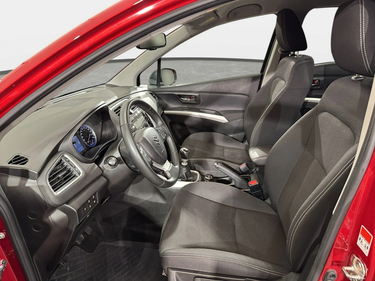 Suzuki SX4 S-Cross - Zdjęcie 11