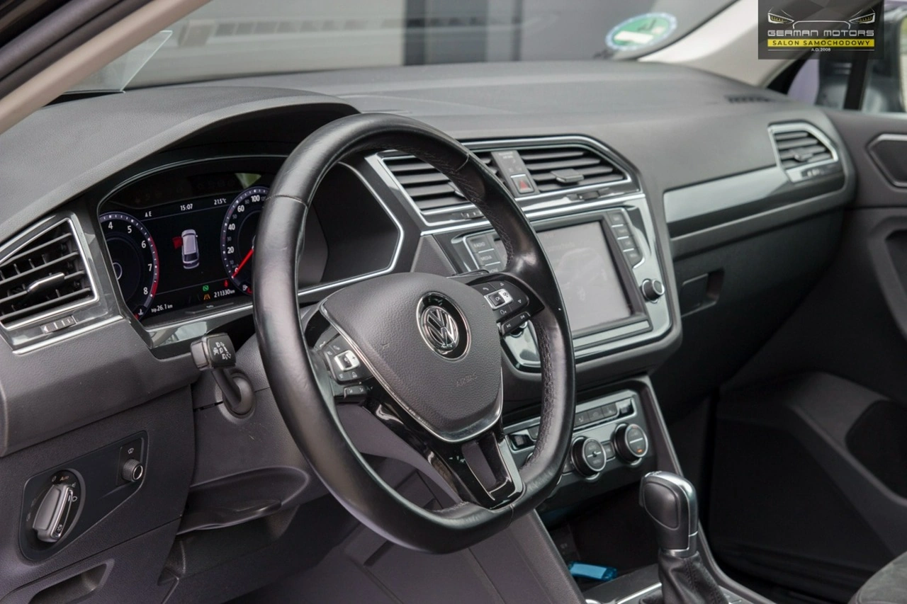 Volkswagen Tiguan - Zdjęcie 22