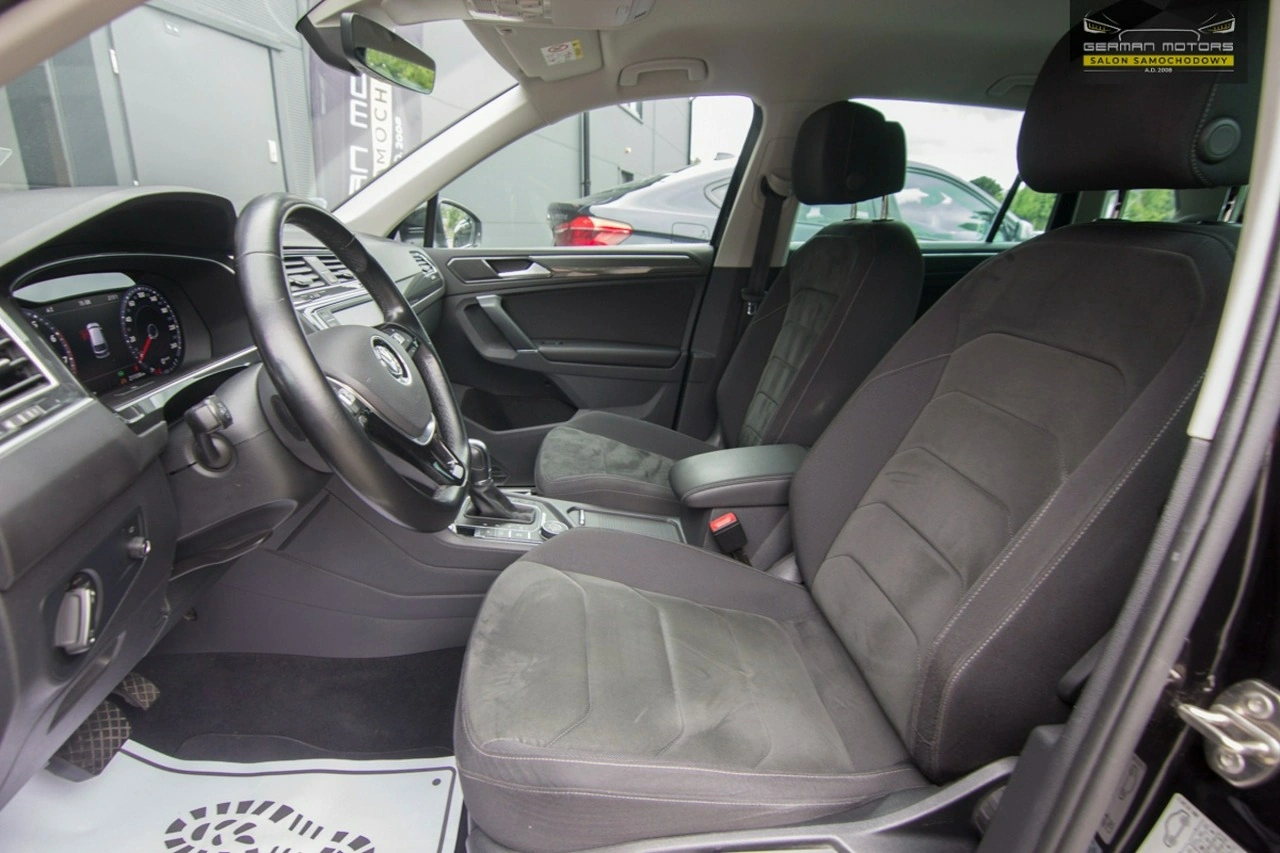Volkswagen Tiguan - Zdjęcie 25