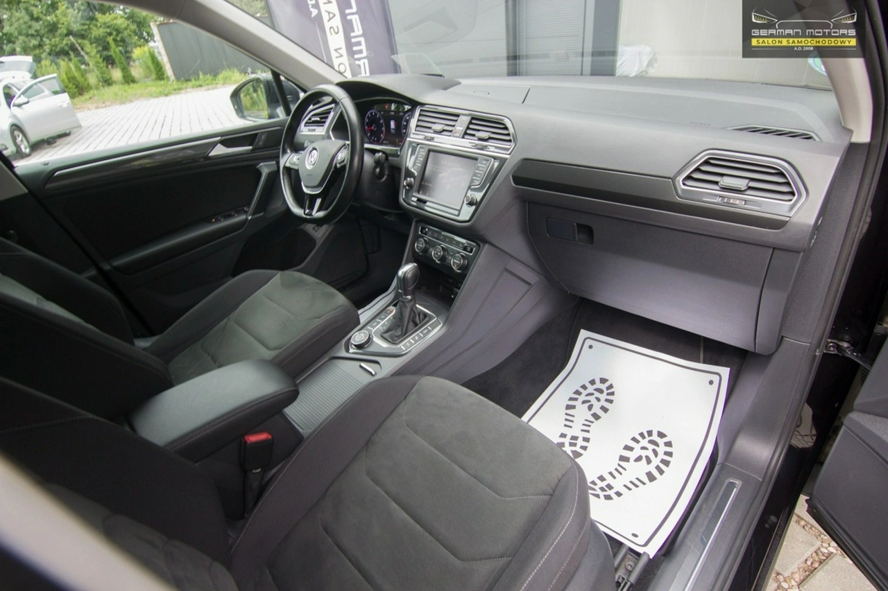 Volkswagen Tiguan - Zdjęcie 30