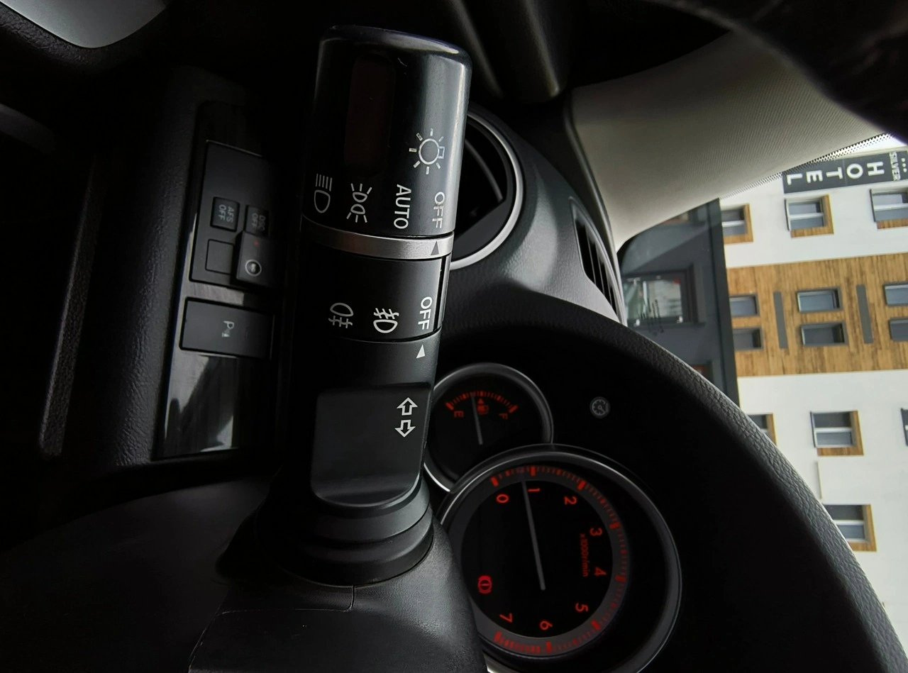 Mazda 6 - Zdjęcie 29