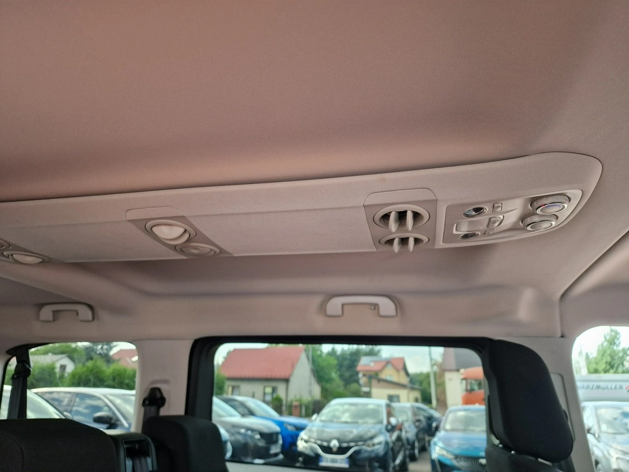 Peugeot Traveller - Zdjęcie 22