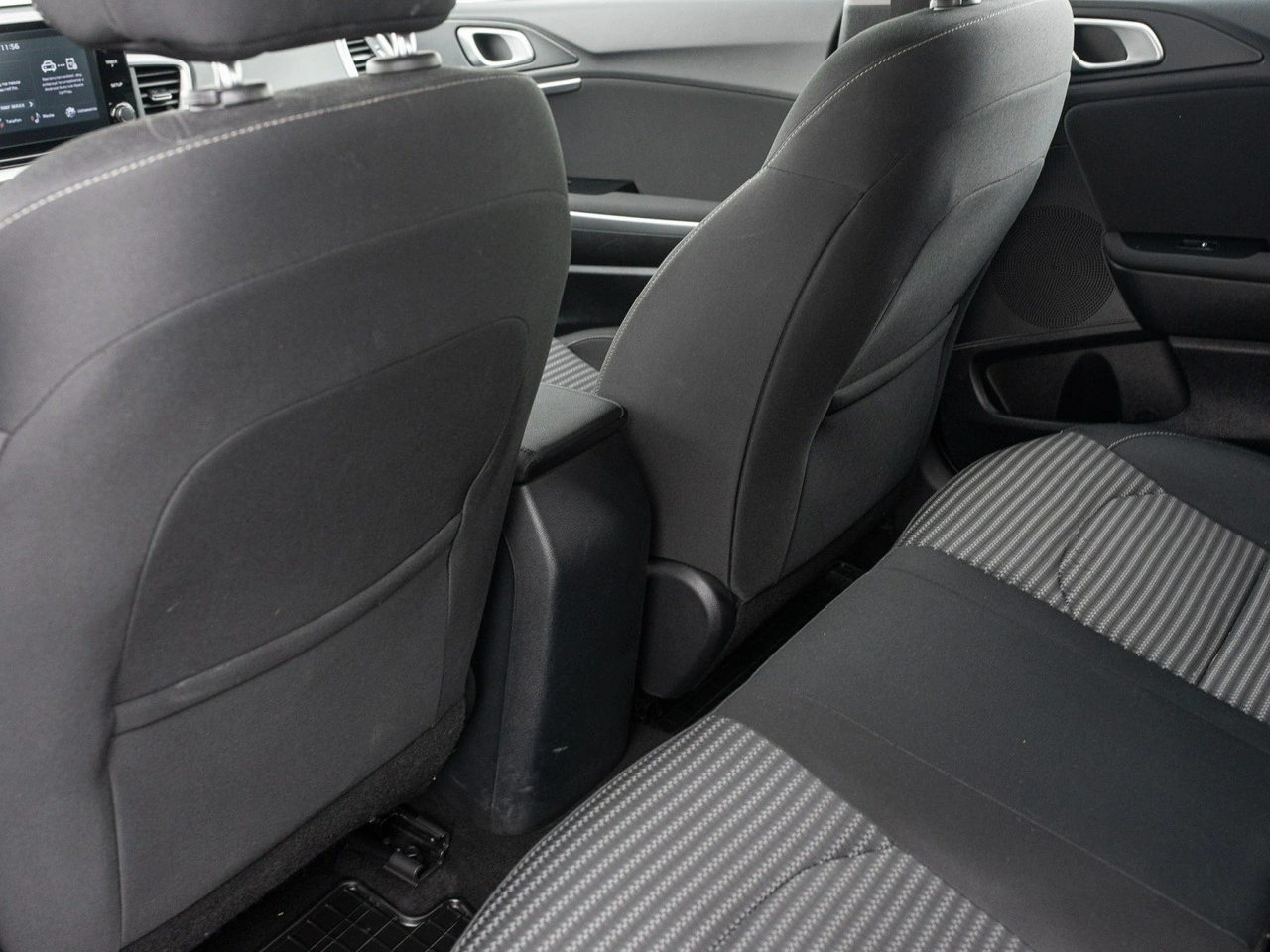 Kia Ceed - Zdjęcie 19