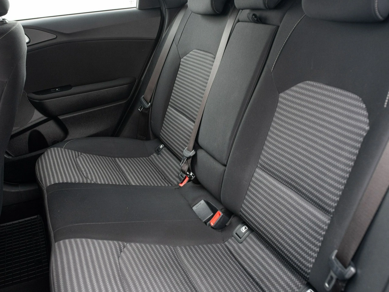 Kia Ceed - Zdjęcie 20