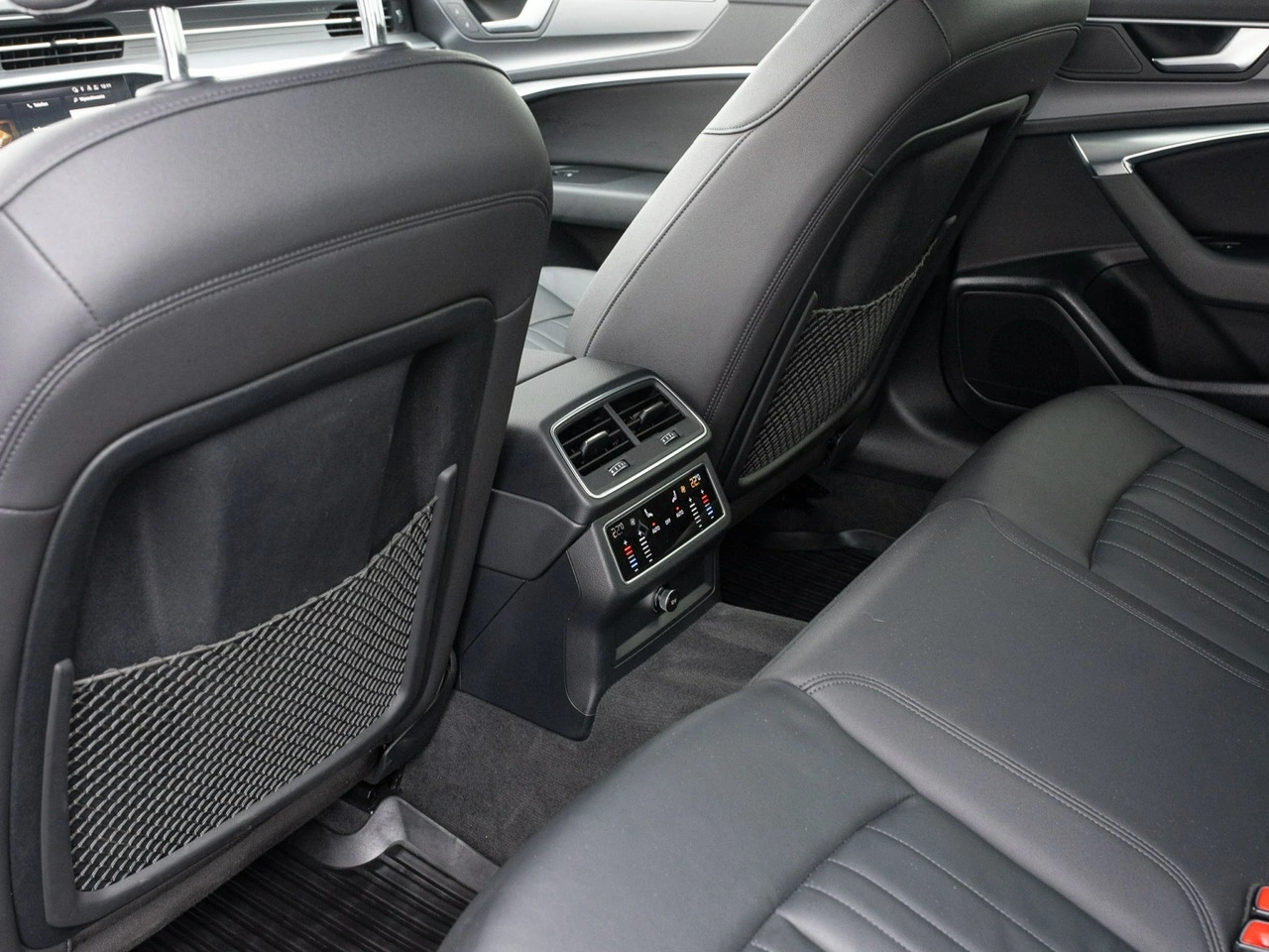 Audi A6 - Zdjęcie 26