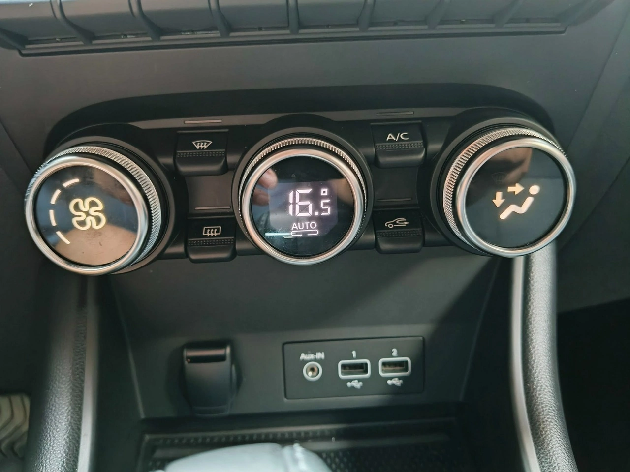 Renault Captur - Zdjęcie 29