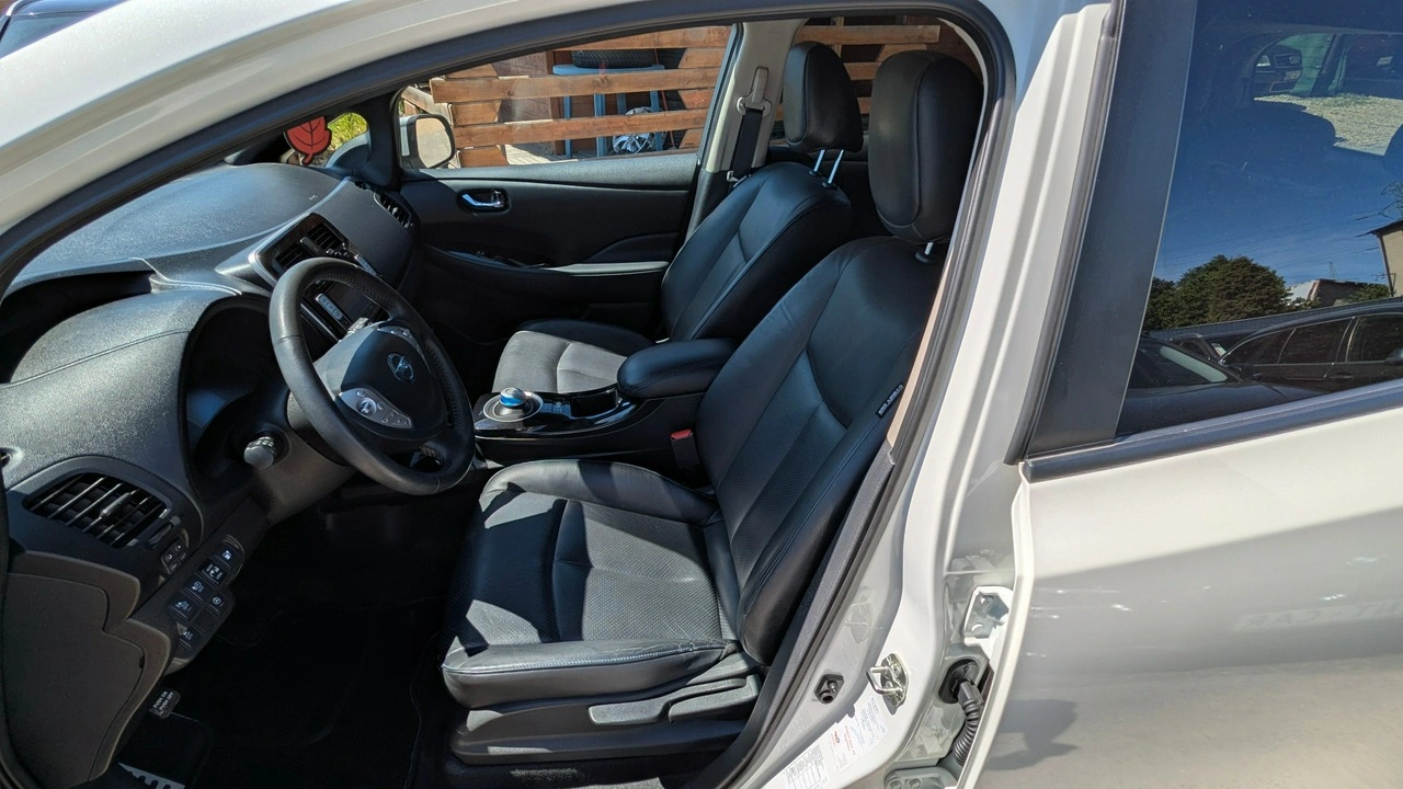 Nissan Leaf - Zdjęcie 16