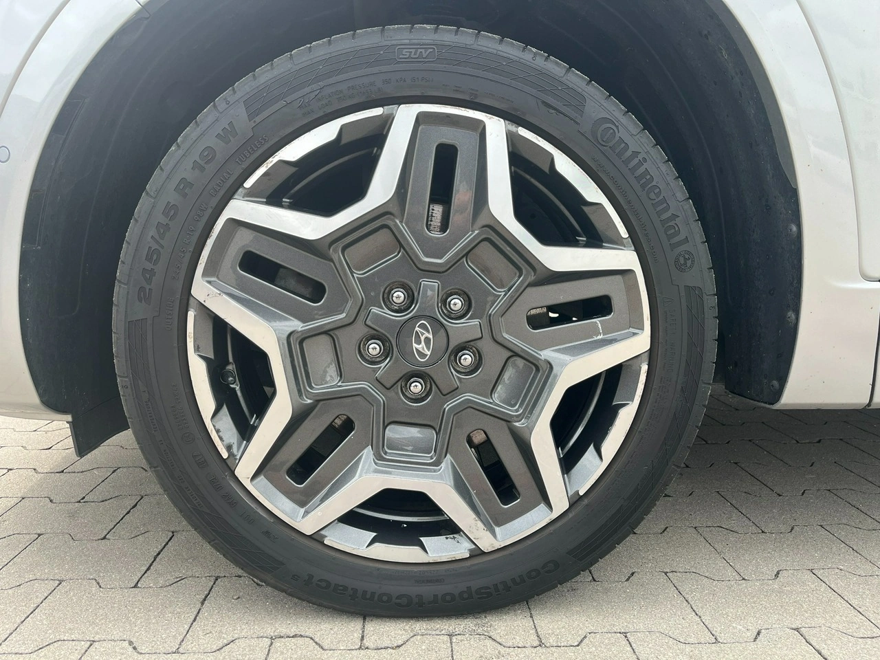 Hyundai Santa Fe - Zdjęcie 17