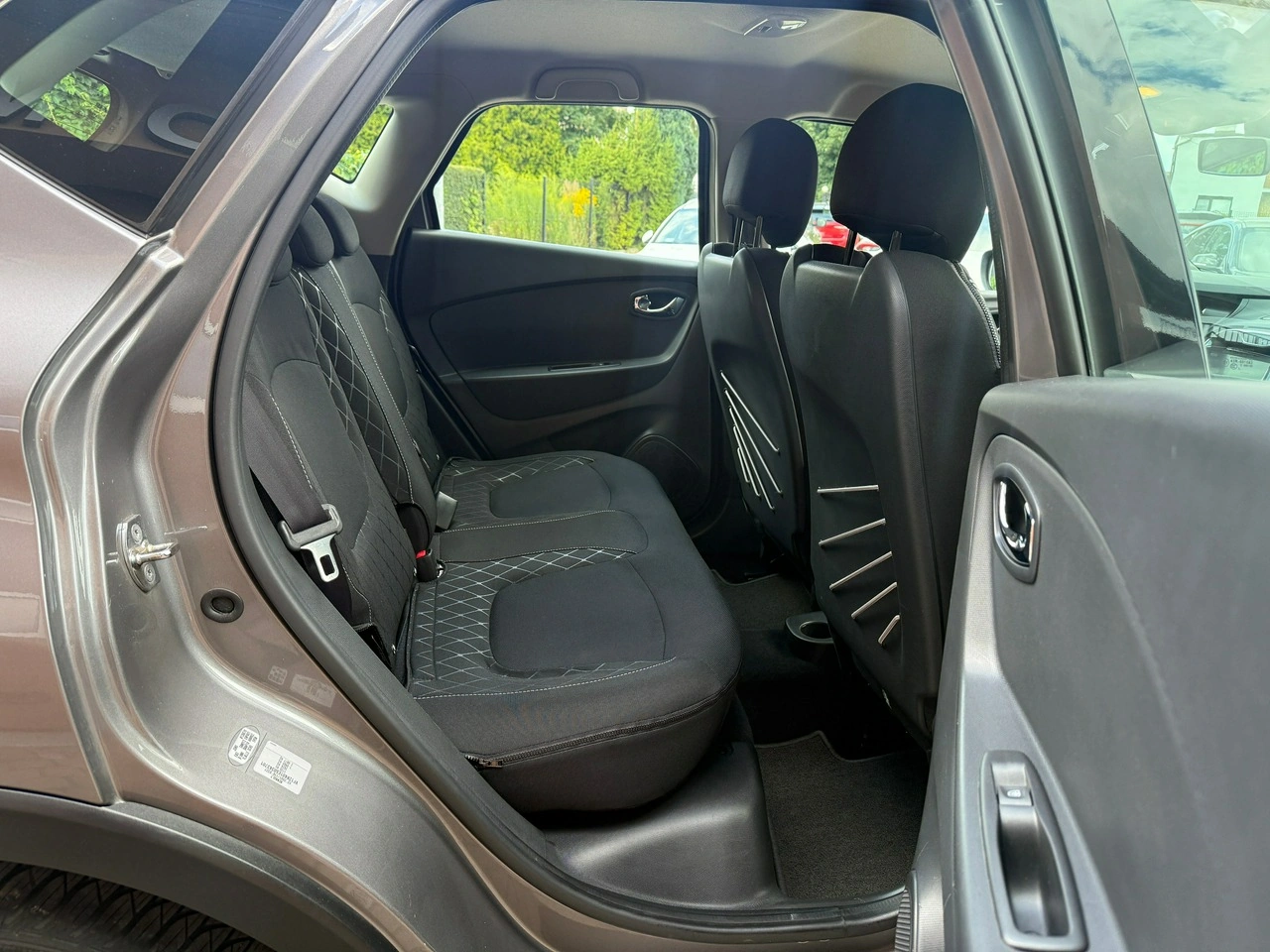 Renault Captur - Zdjęcie 23