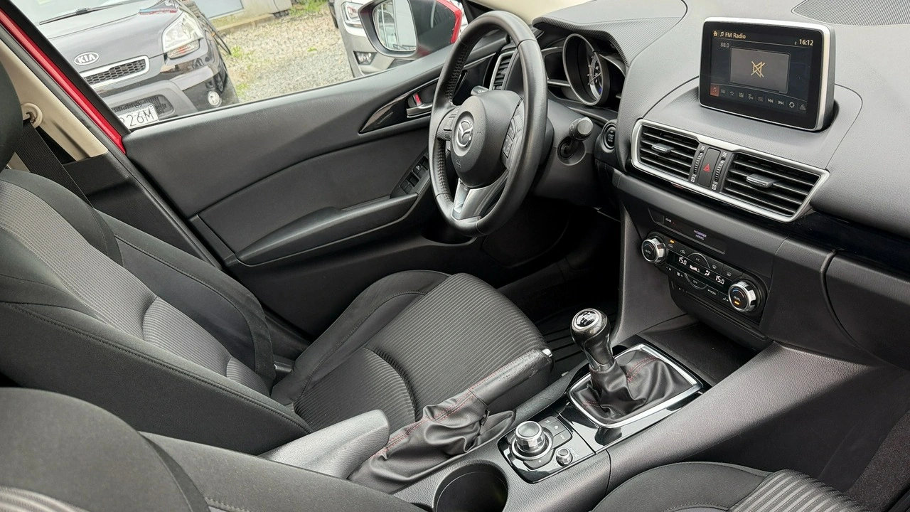 Mazda 3 - Zdjęcie 16