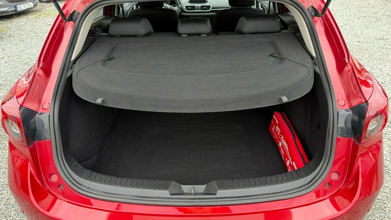 Mazda 3 - Zdjęcie 7
