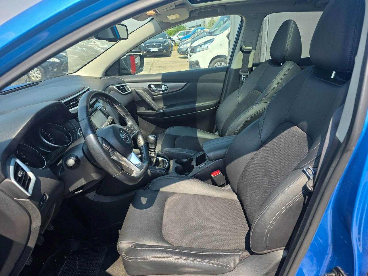 Nissan Qashqai - Zdjęcie 11