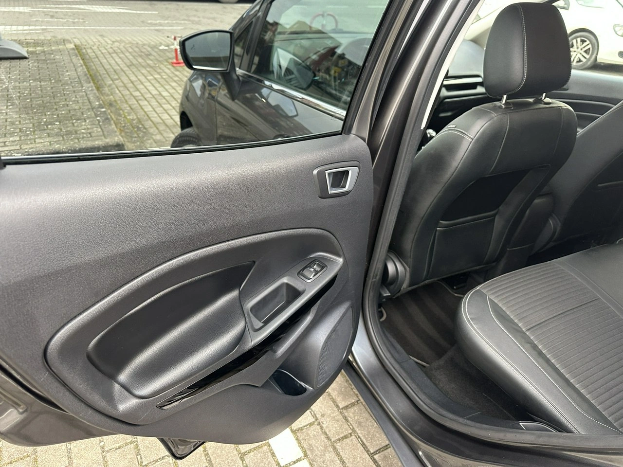Ford EcoSport - Zdjęcie 9