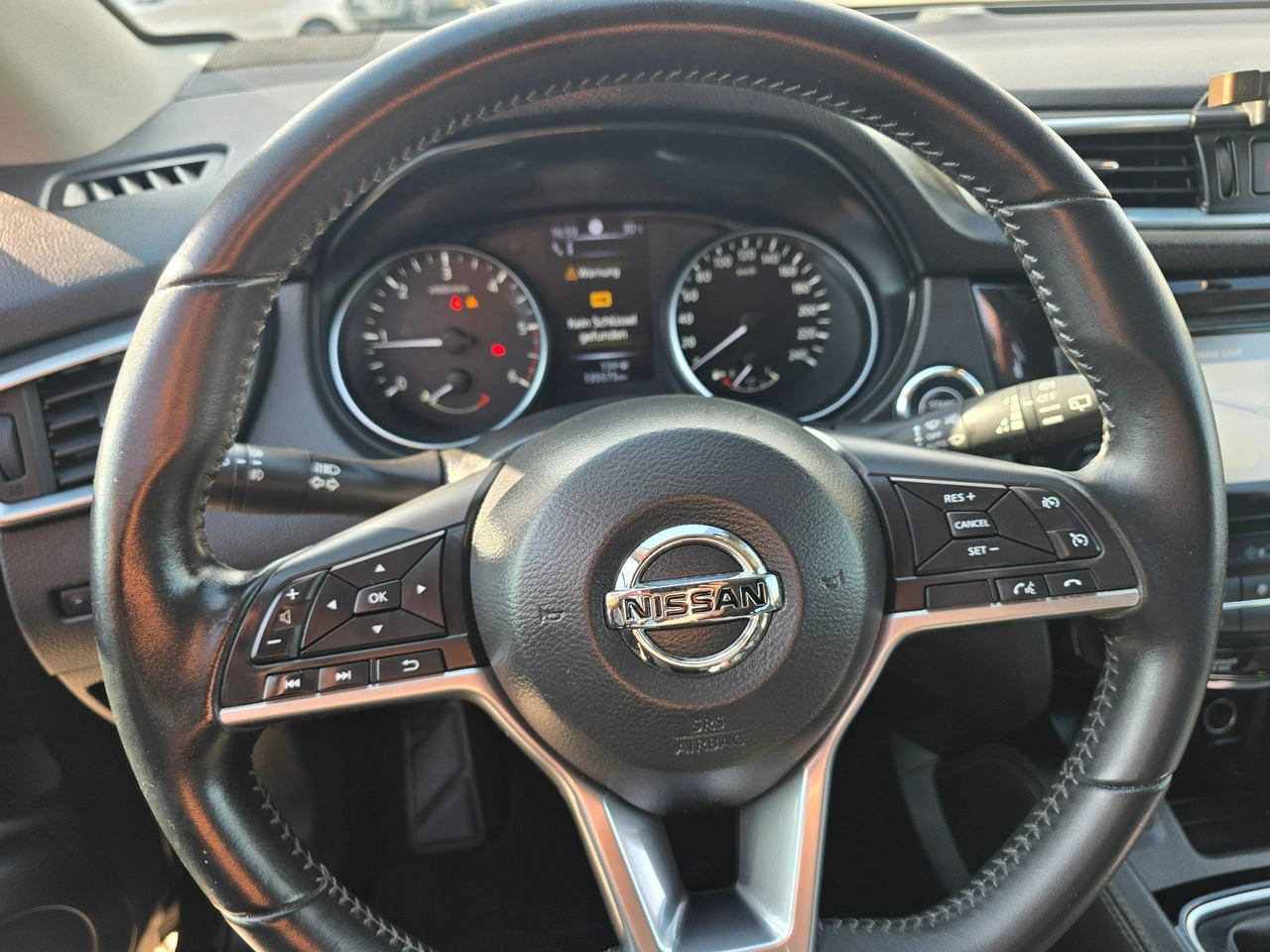 Nissan Qashqai - Zdjęcie 21
