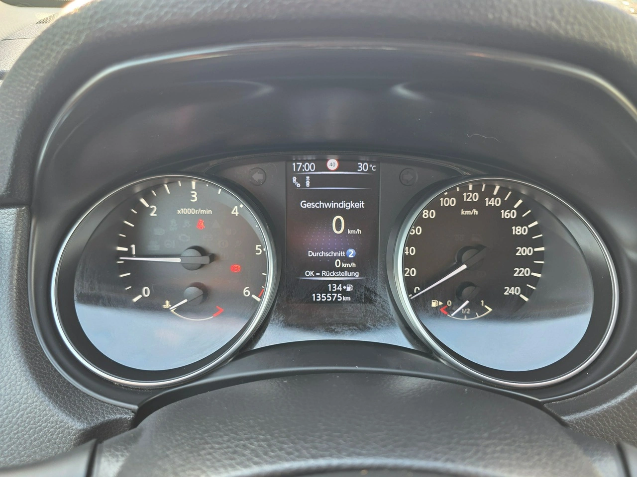 Nissan Qashqai - Zdjęcie 24