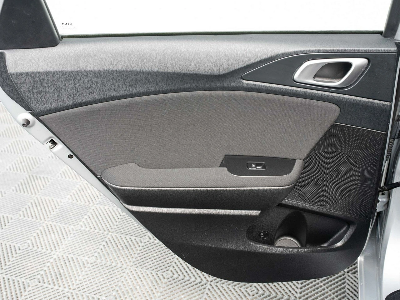 Kia Ceed - Zdjęcie 20