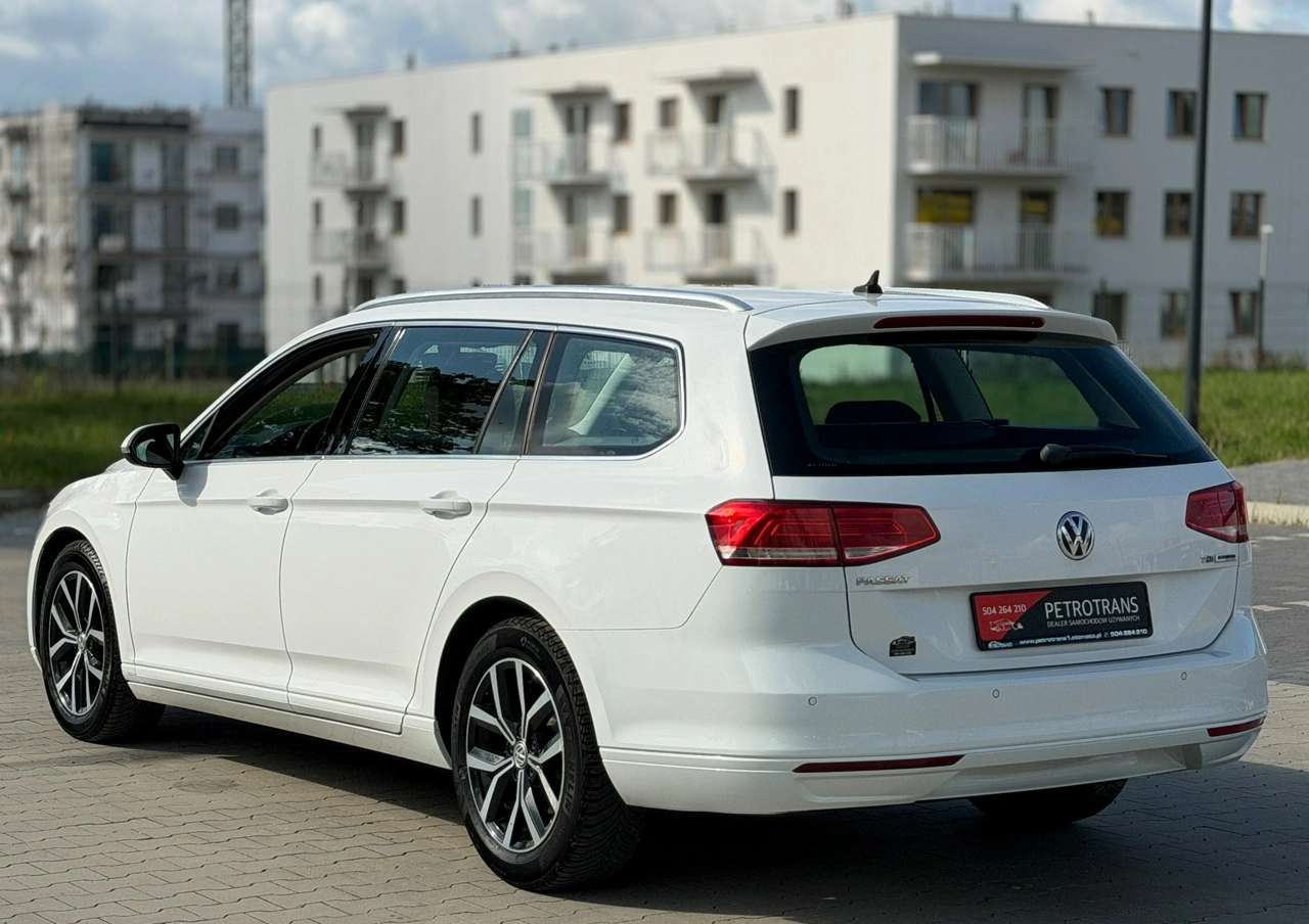Volkswagen Passat - Zdjęcie 7
