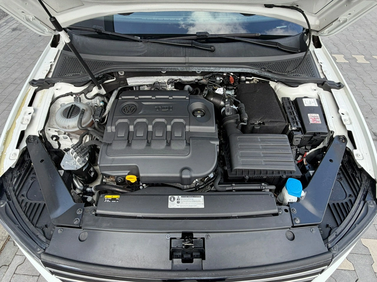 Volkswagen Passat - Zdjęcie 2