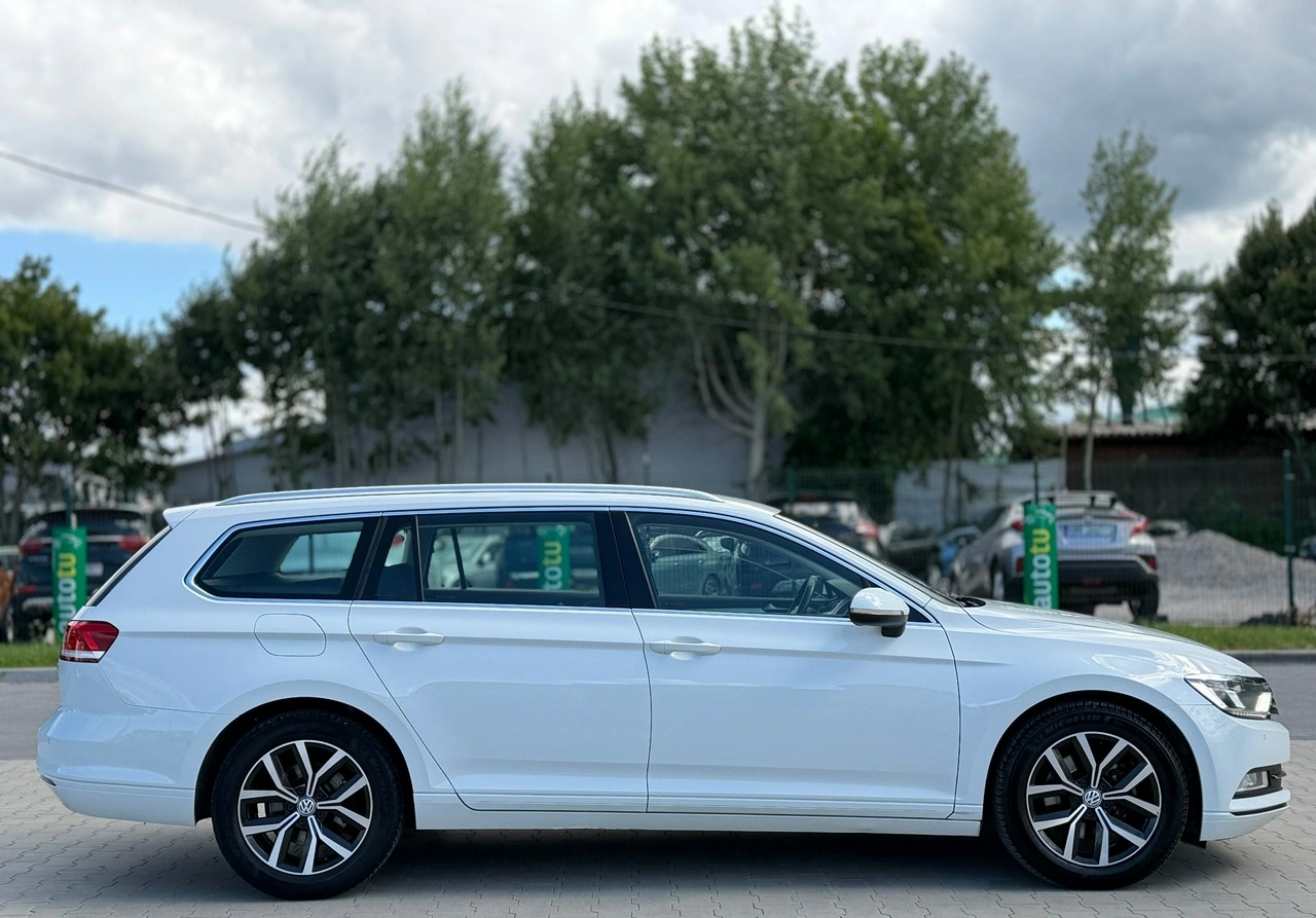 Volkswagen Passat - Zdjęcie 10