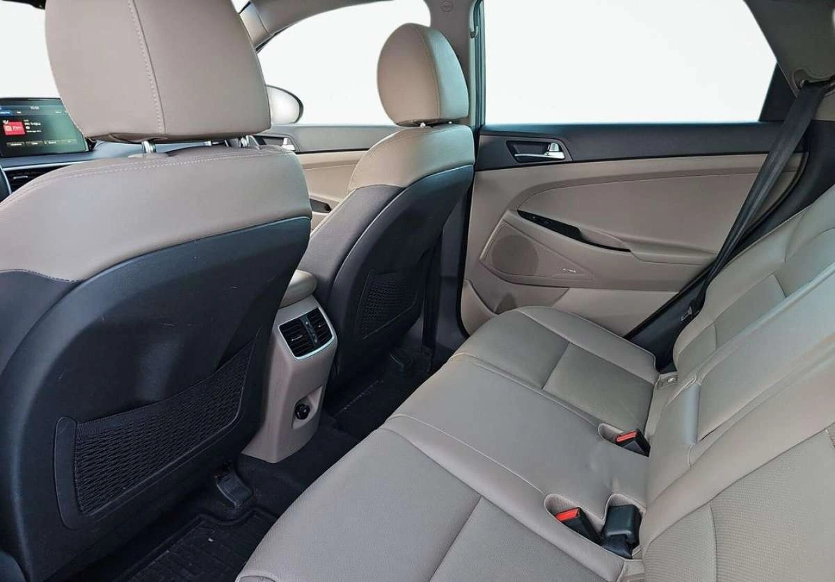 Hyundai Tucson - Zdjęcie 13