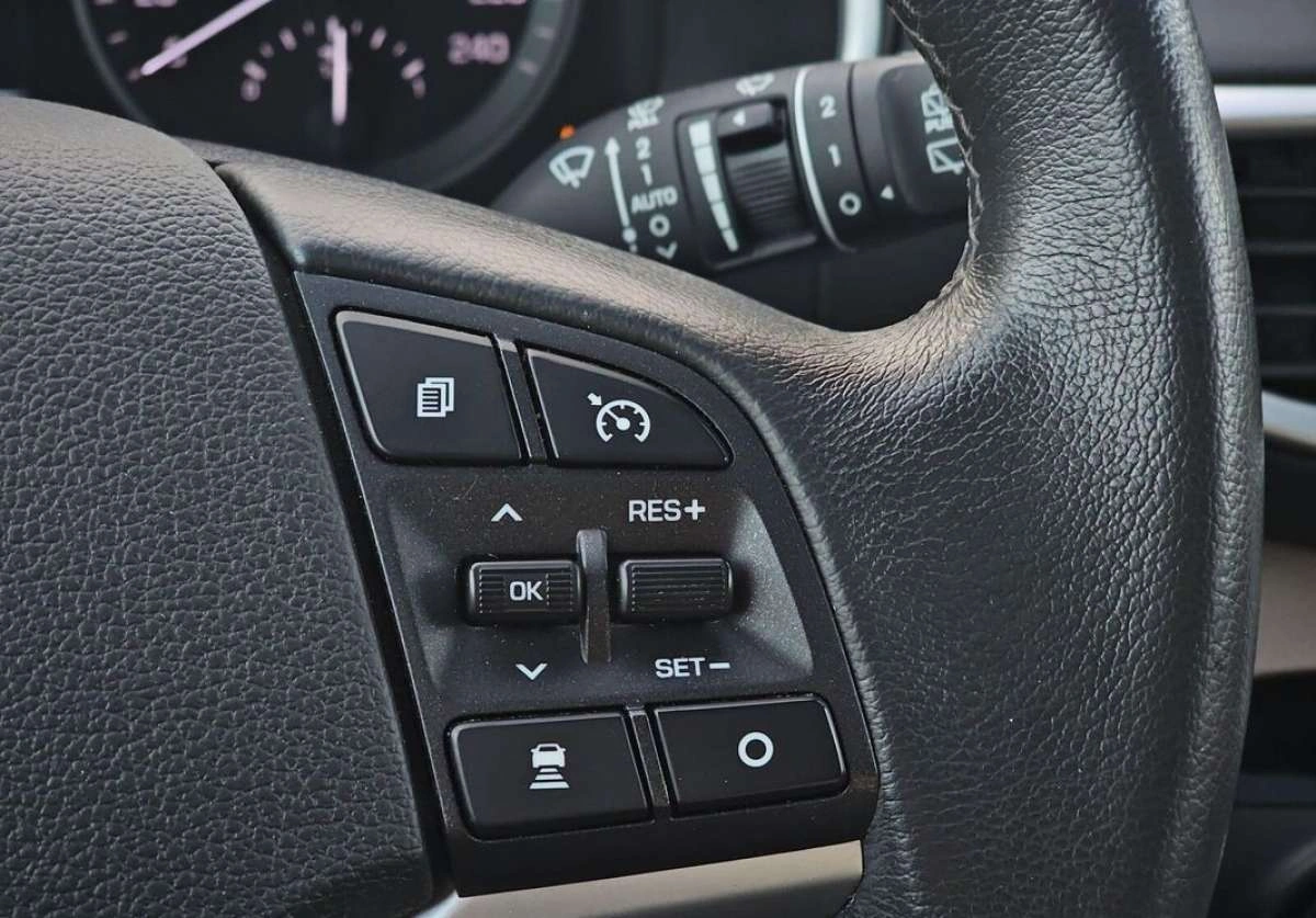 Hyundai Tucson - Zdjęcie 22