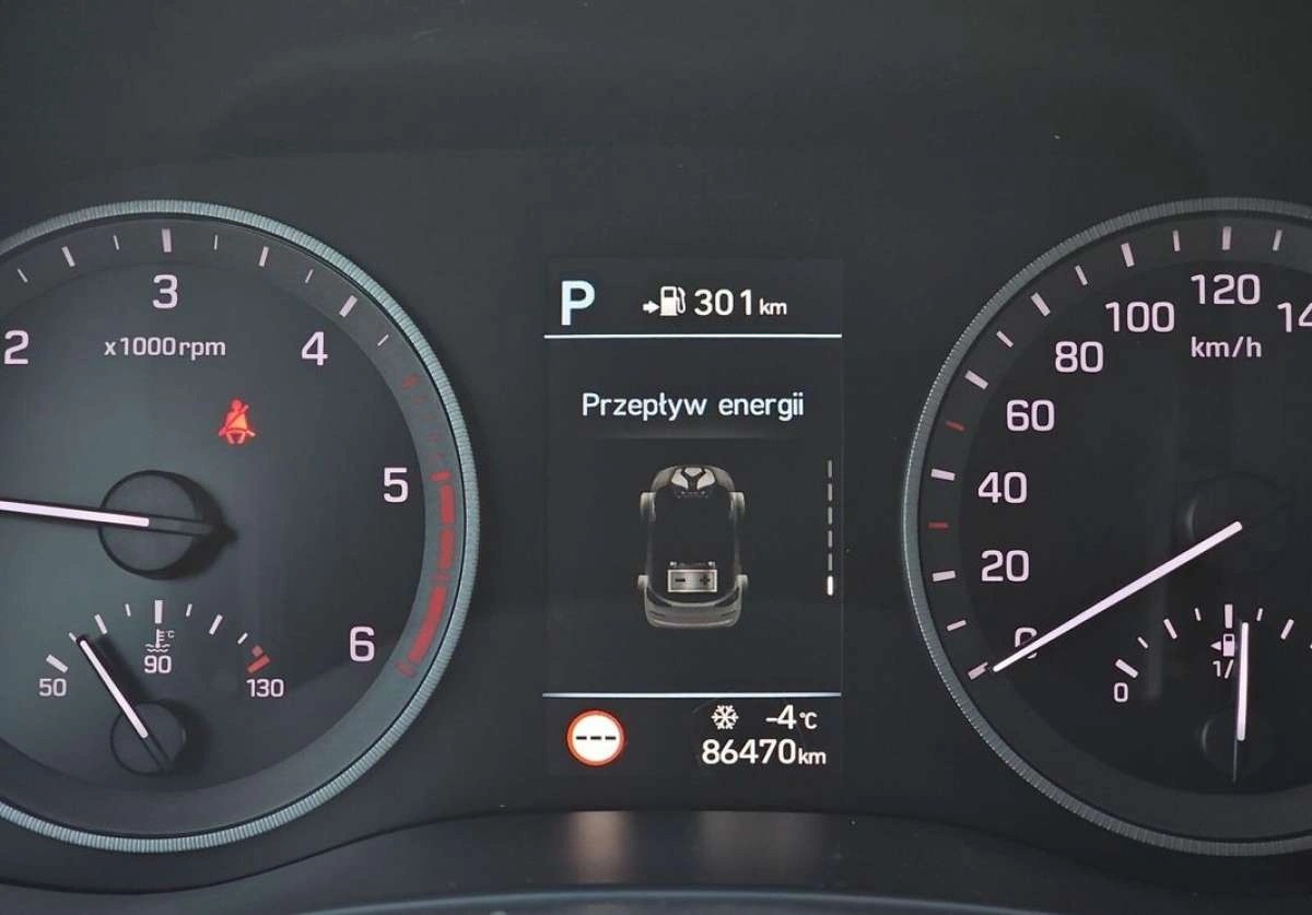 Hyundai Tucson - Zdjęcie 23