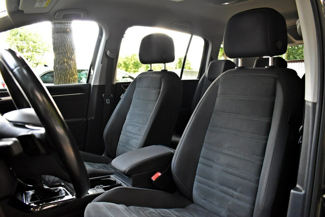 Volkswagen Touran - Zdjęcie 11