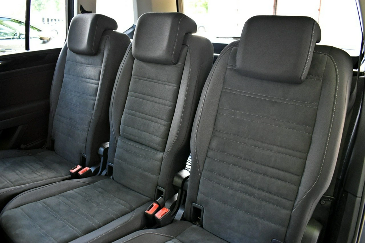 Volkswagen Touran - Zdjęcie 13