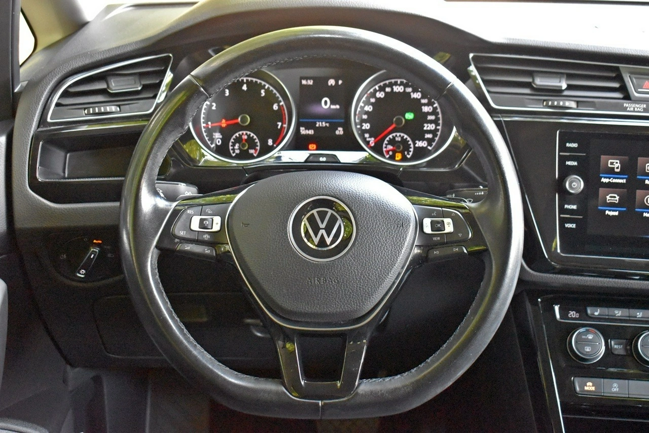 Volkswagen Touran - Zdjęcie 16