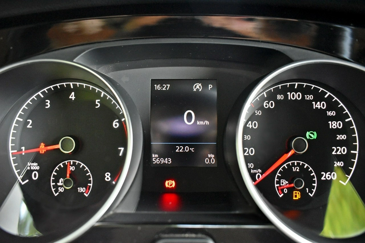 Volkswagen Touran - Zdjęcie 17