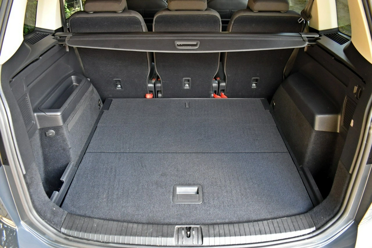 Volkswagen Touran - Zdjęcie 27