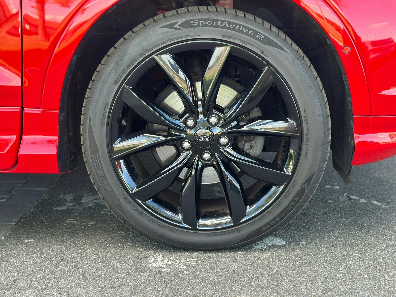 Ford Kuga - Zdjęcie 11