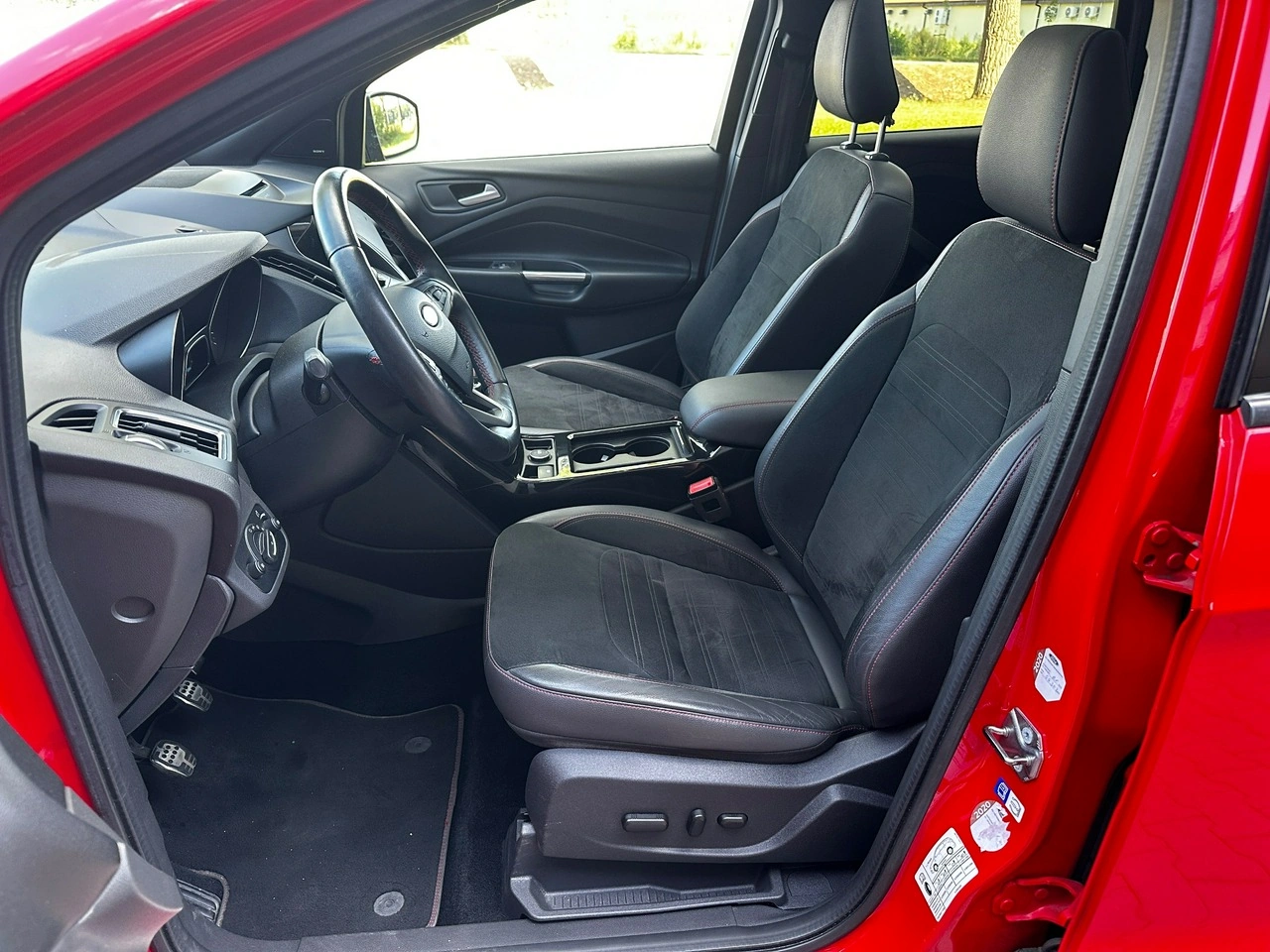 Ford Kuga - Zdjęcie 5