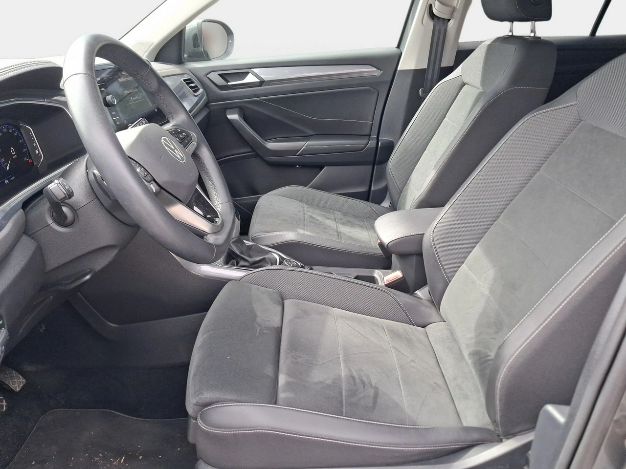 Volkswagen T-Roc - Zdjęcie 8