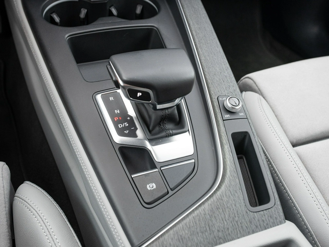 Audi A4 - Zdjęcie 12