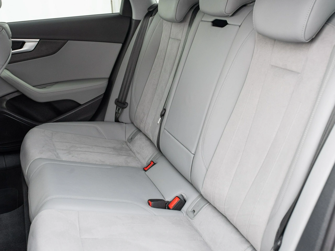 Audi A4 - Zdjęcie 24