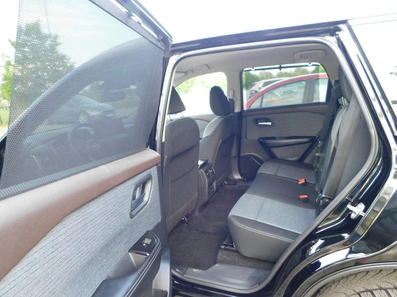 Nissan X-Trail - Zdjęcie 9