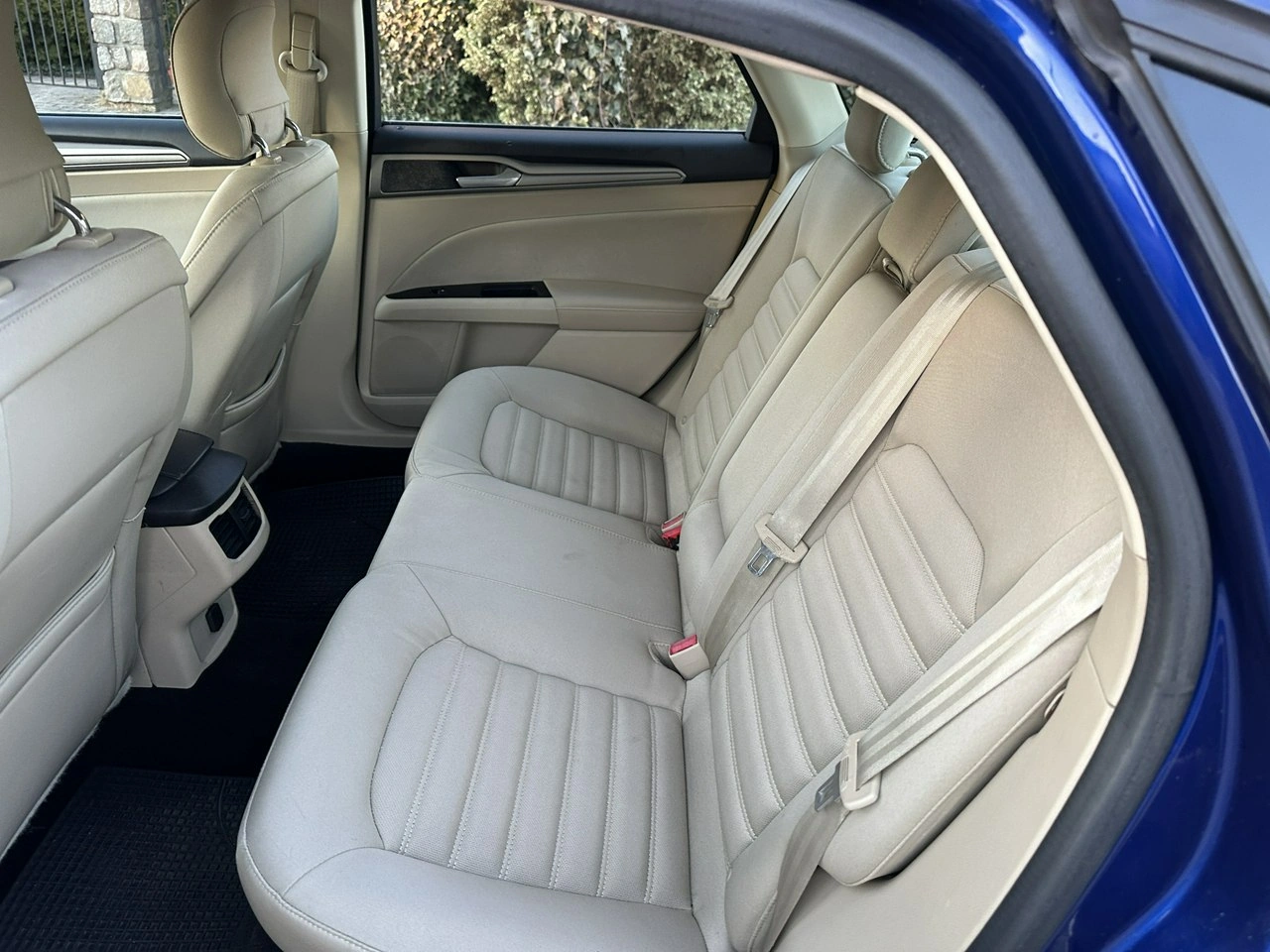 Ford Mondeo - Zdjęcie 9