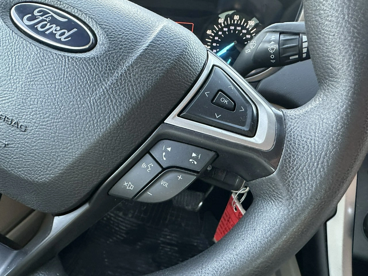 Ford Mondeo - Zdjęcie 19