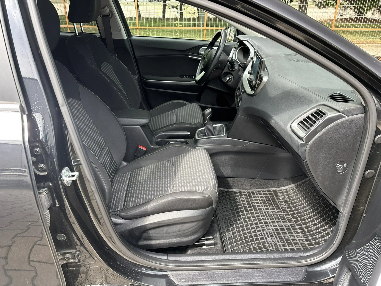 Kia XCeed - Zdjęcie 14