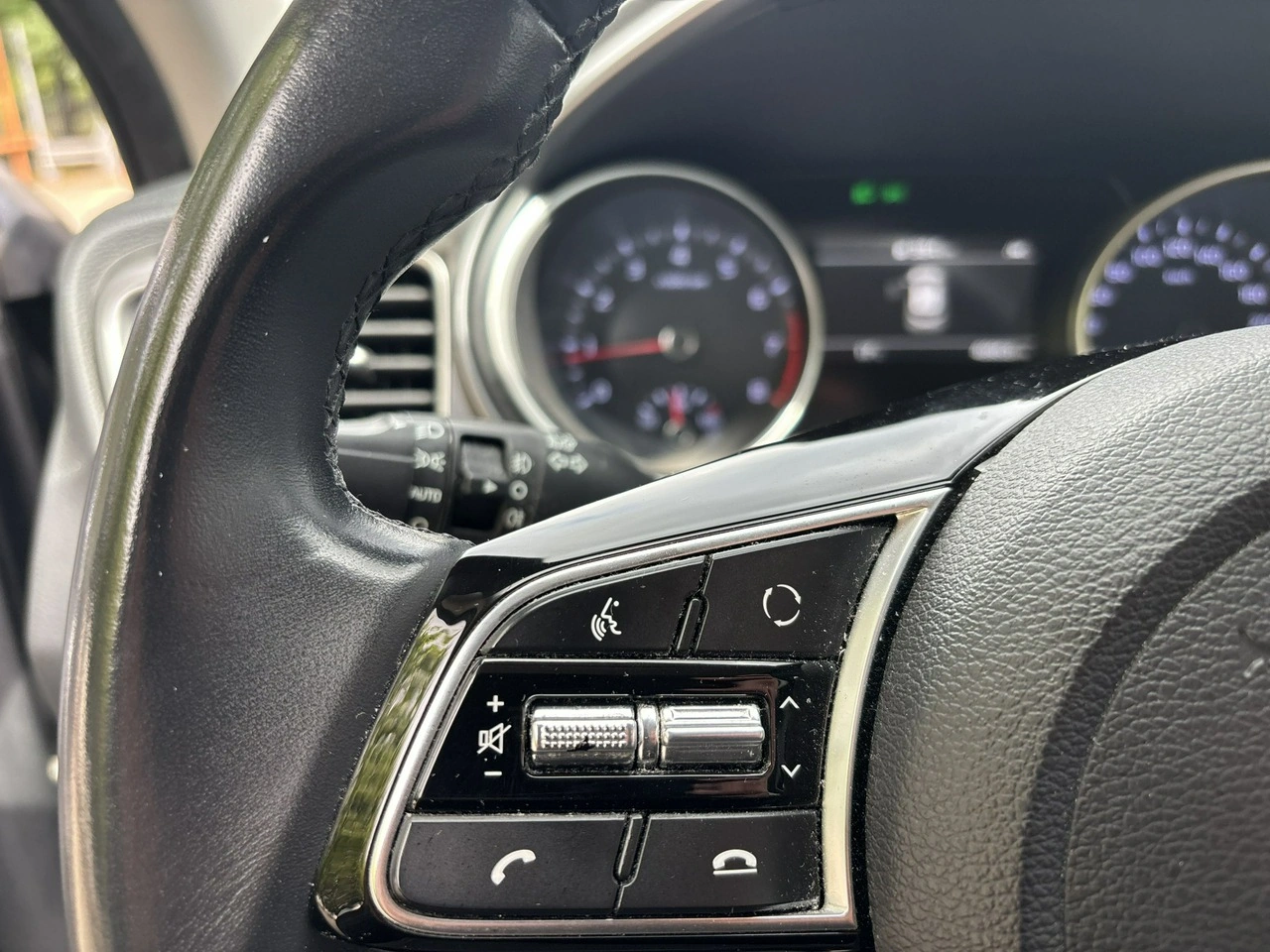 Kia XCeed - Zdjęcie 23