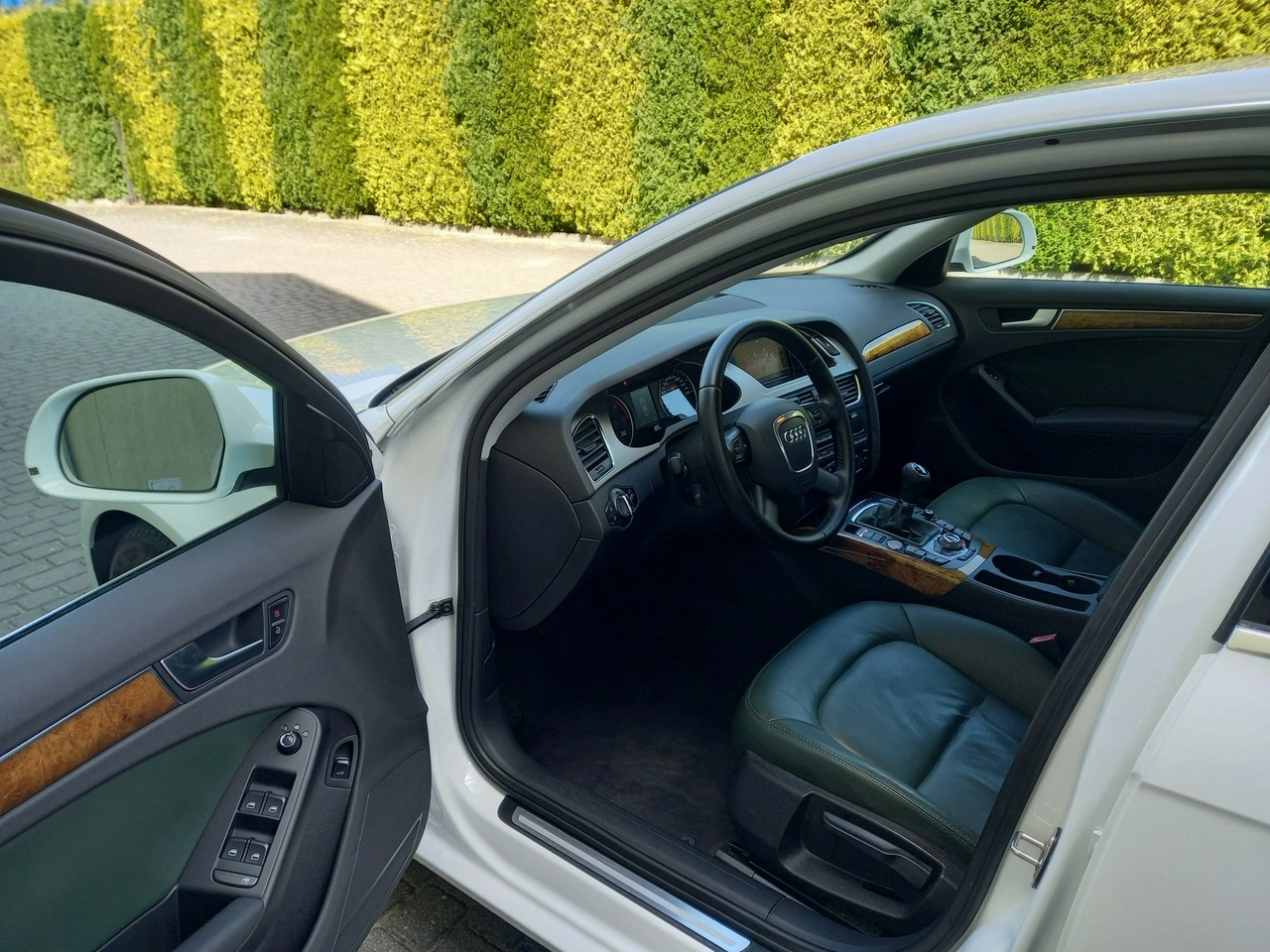Audi A4 - Zdjęcie 25