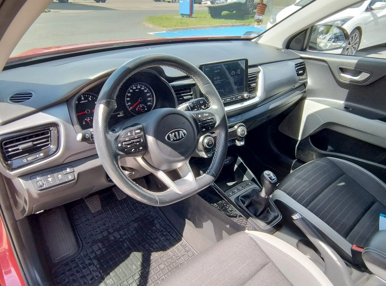 Kia Stonic - Zdjęcie 11