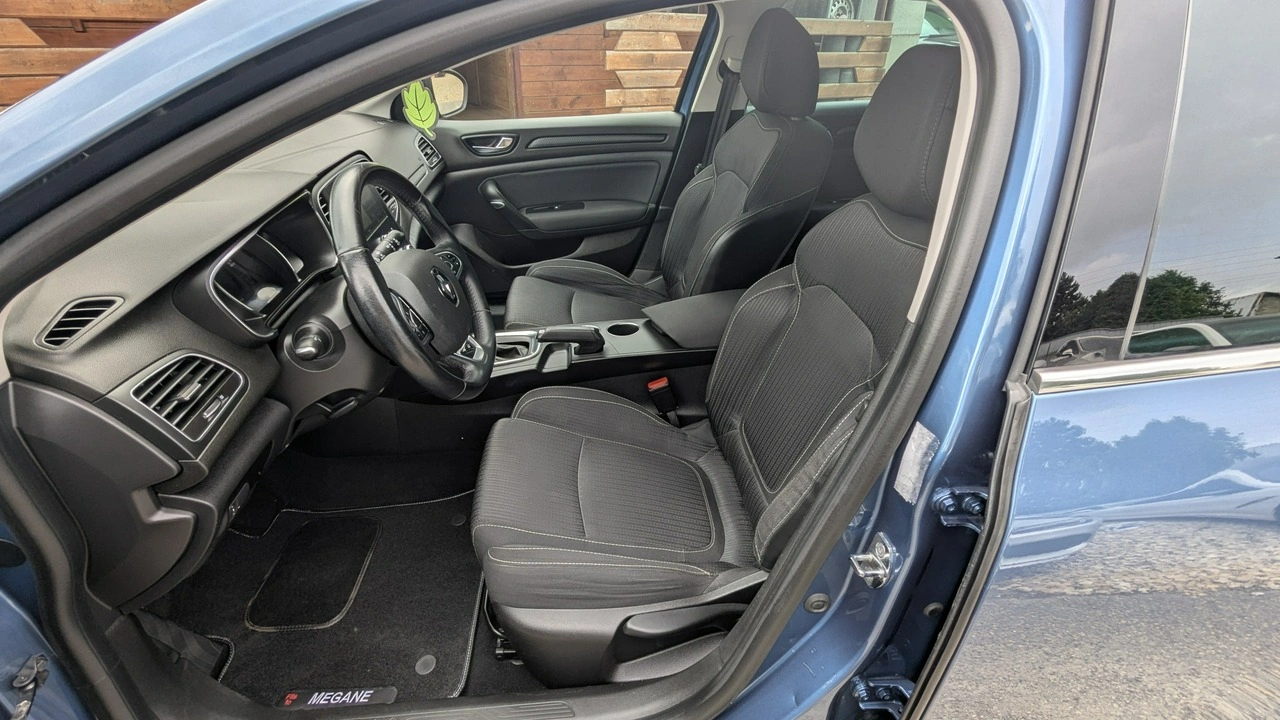 Renault Megane - Zdjęcie 16
