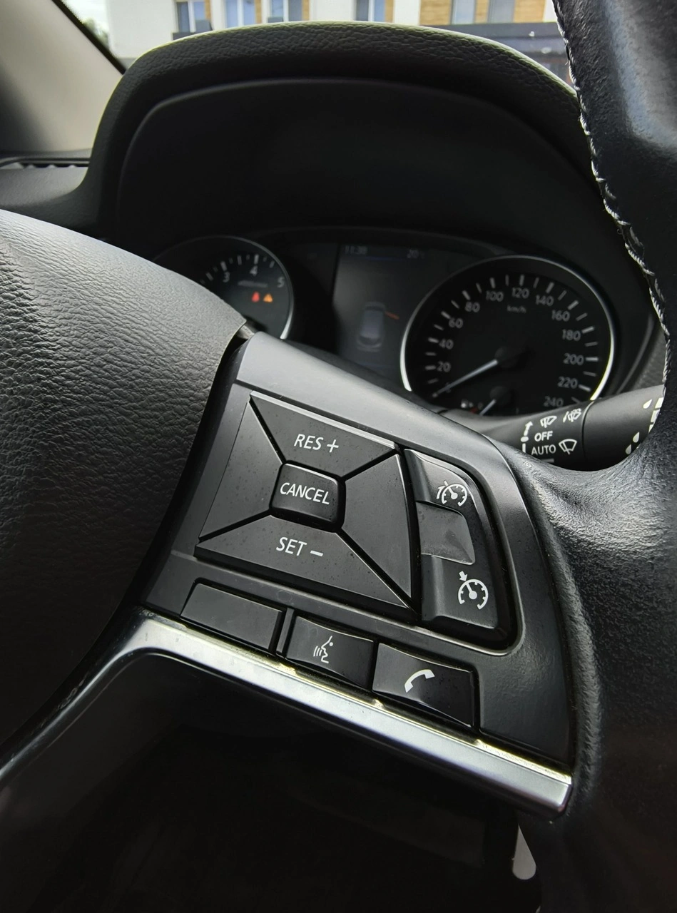 Nissan Qashqai - Zdjęcie 40