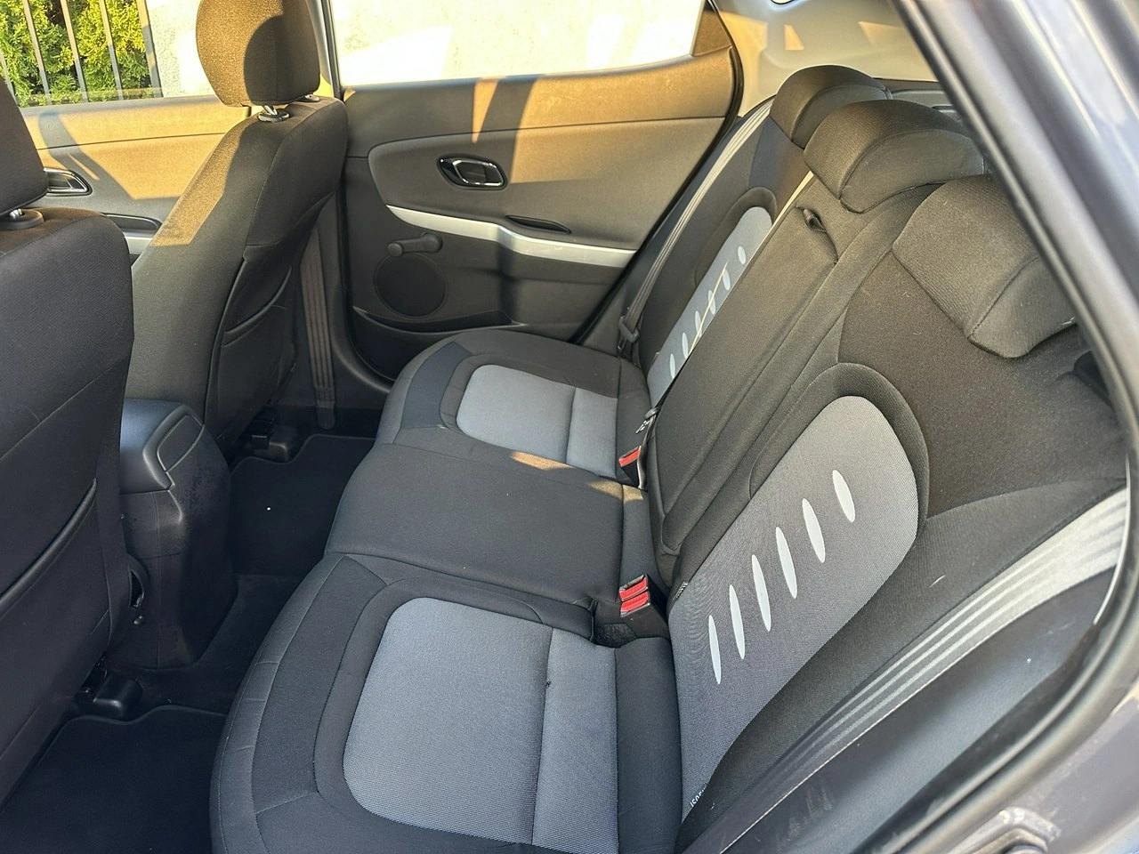 Kia Ceed - Zdjęcie 10