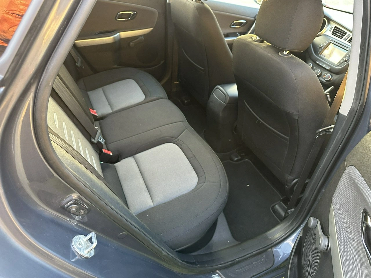 Kia Ceed - Zdjęcie 12