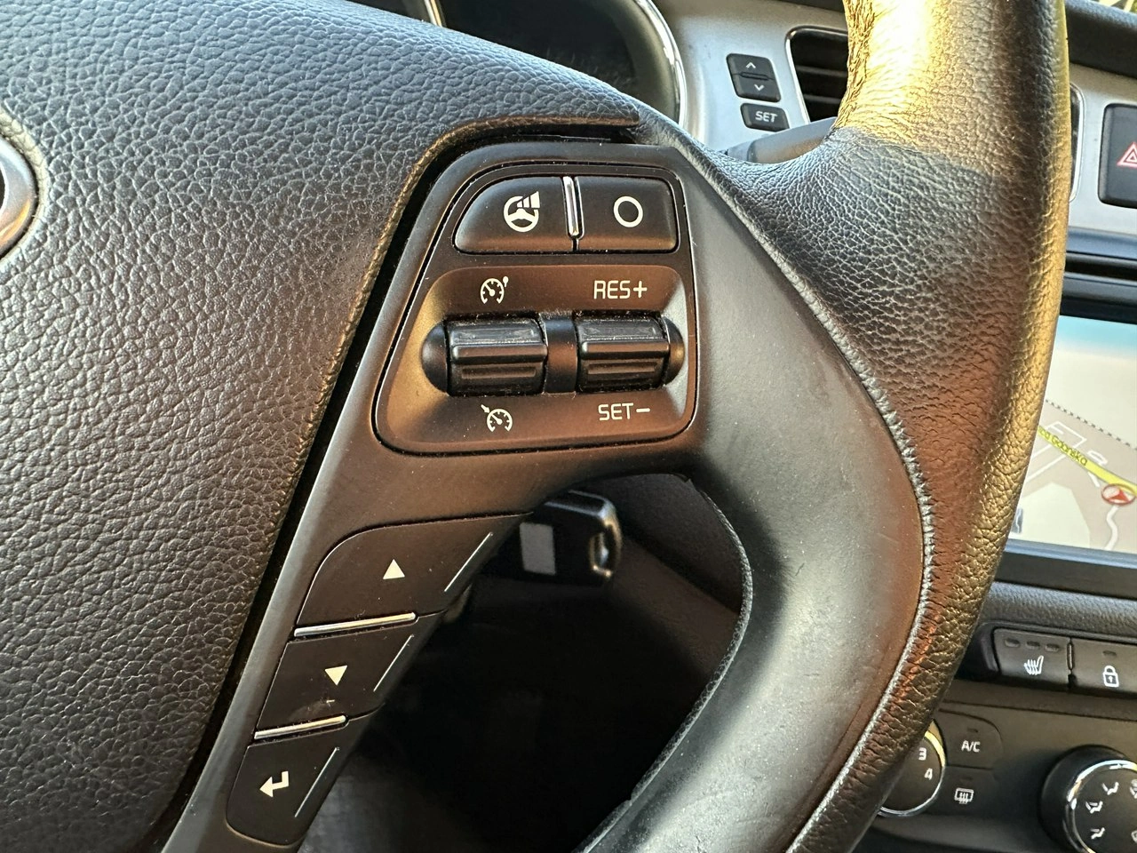 Kia Ceed - Zdjęcie 16